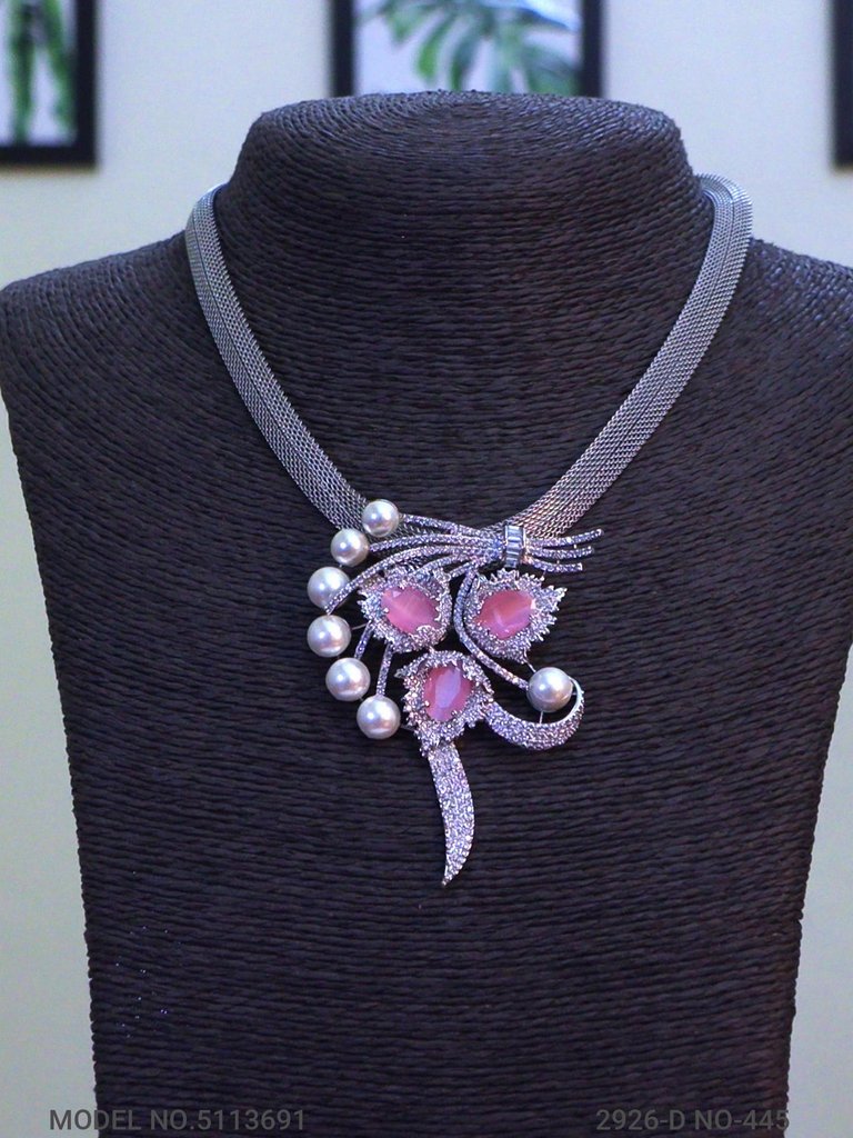 When Glamour meets Art !