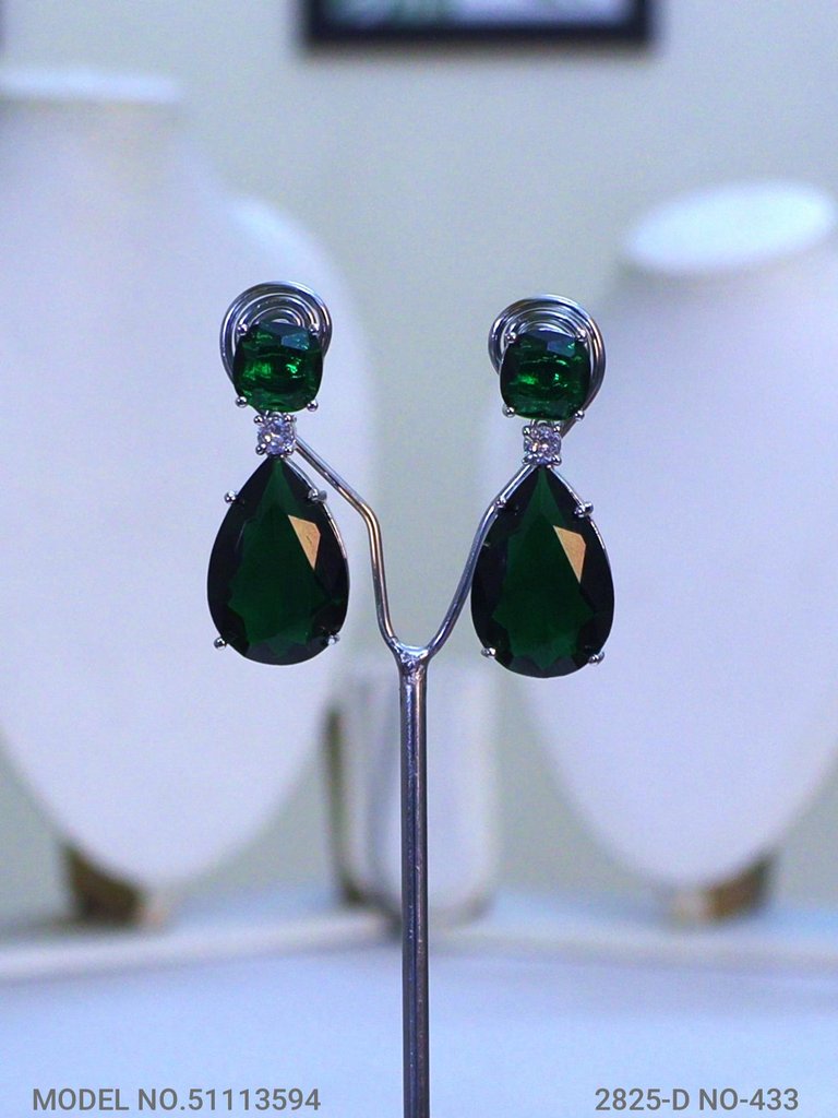 Imitation Jewelry | International Quality