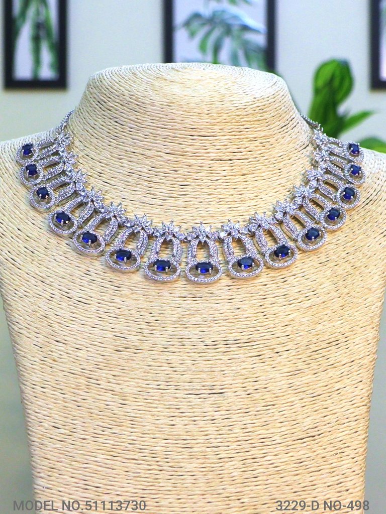 Necklace Set crafted for bold Women