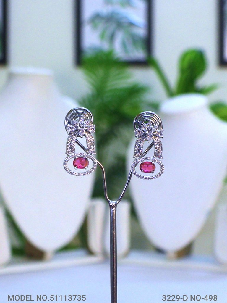 Smart Alternative to Expensive Diamond Jewelry