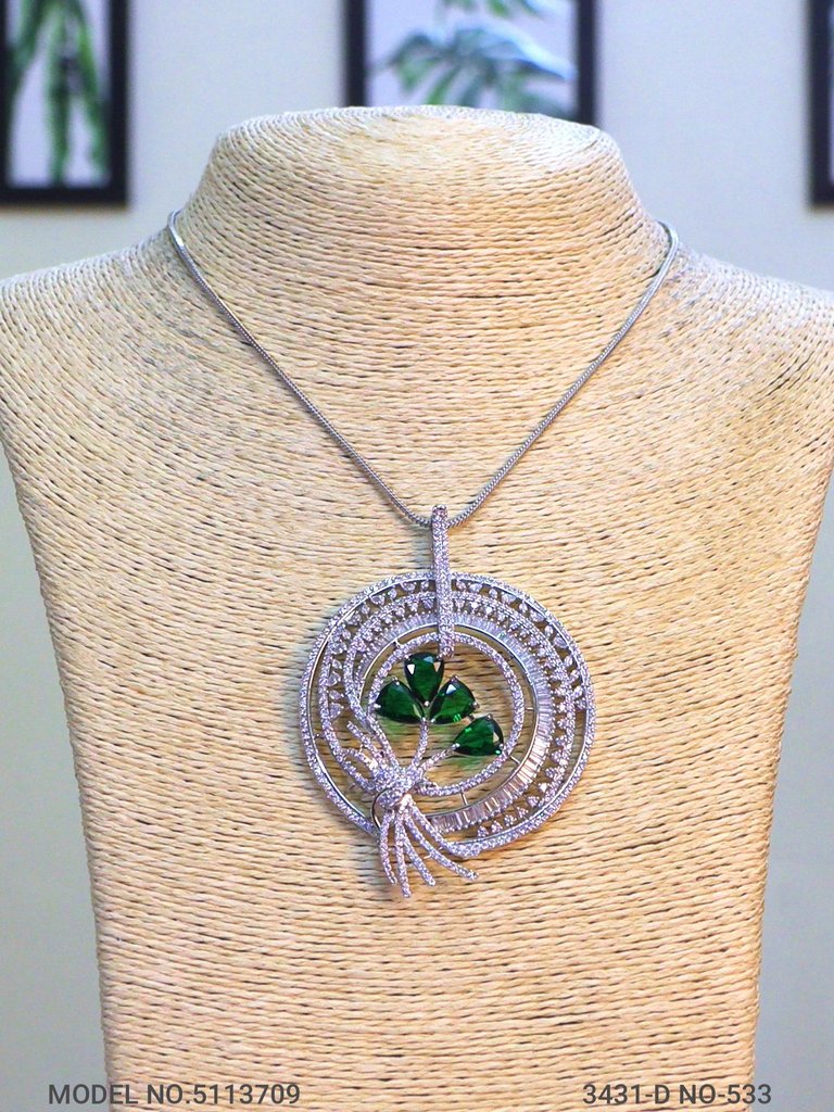 Pendant for Wedding Occasions