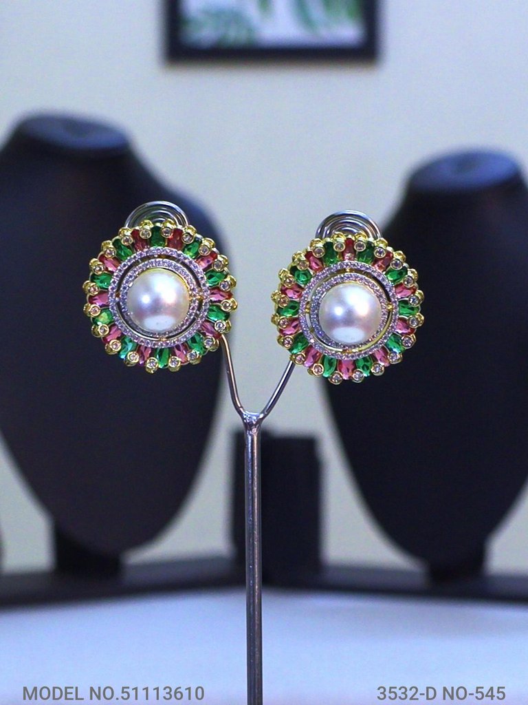 Best Set to be gifted to a Woman