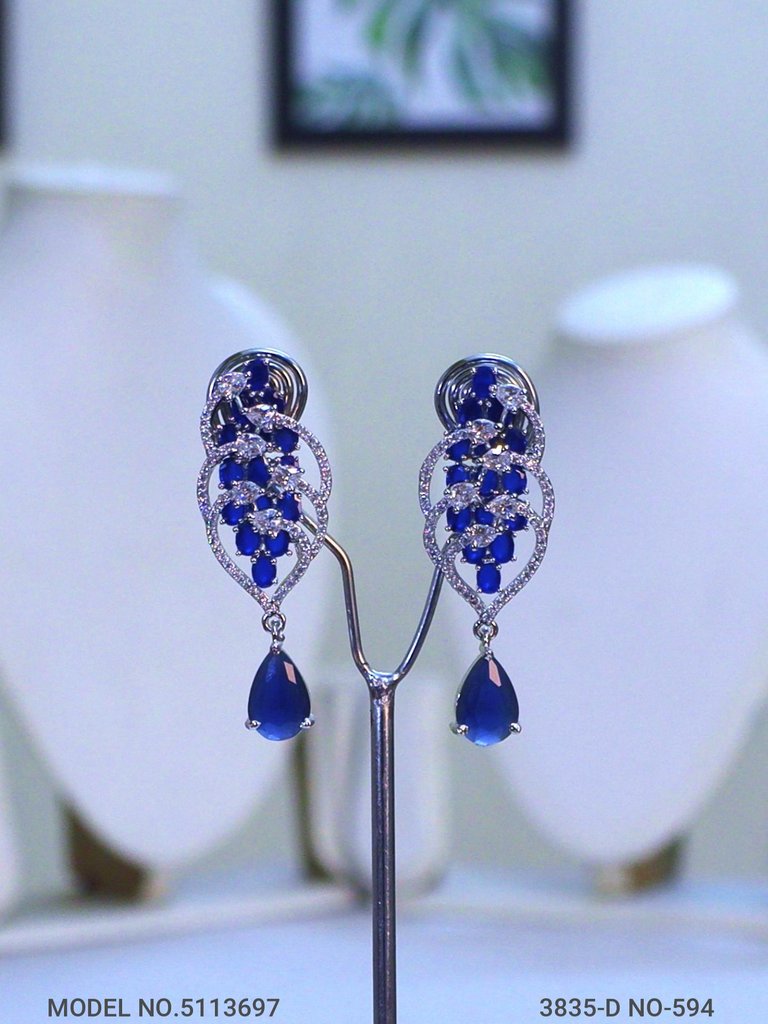 Pendants | Latest Fashion Jewelry