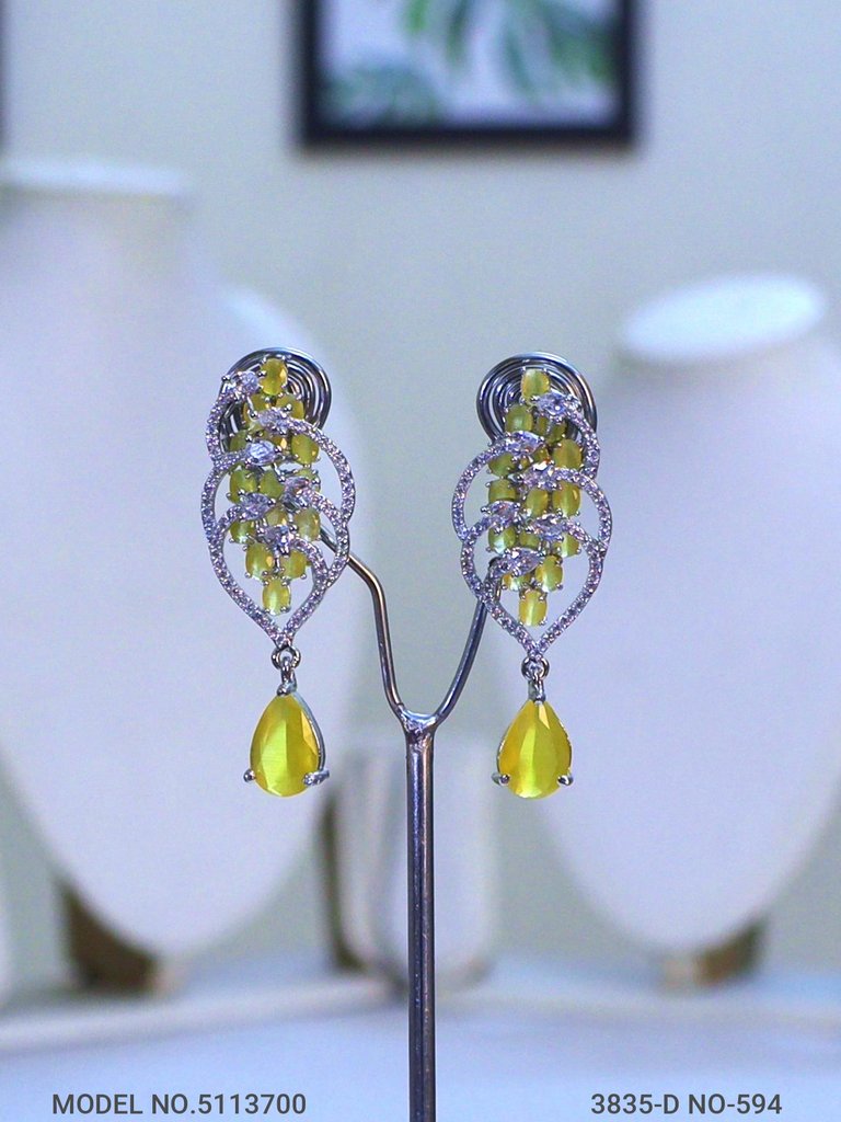 Ideal Wedding Jewelry / Anniversary Gift