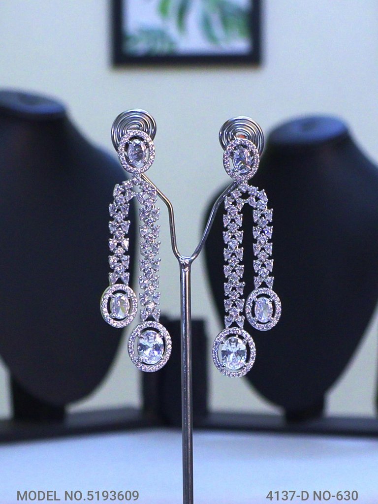 Traditional Design | American Diamond Jewelry Set