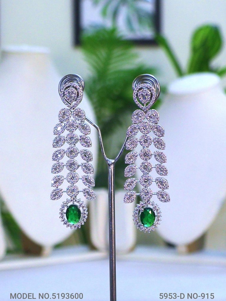 Trendy Traditional Necklace Set | Ideal Birthday Gift