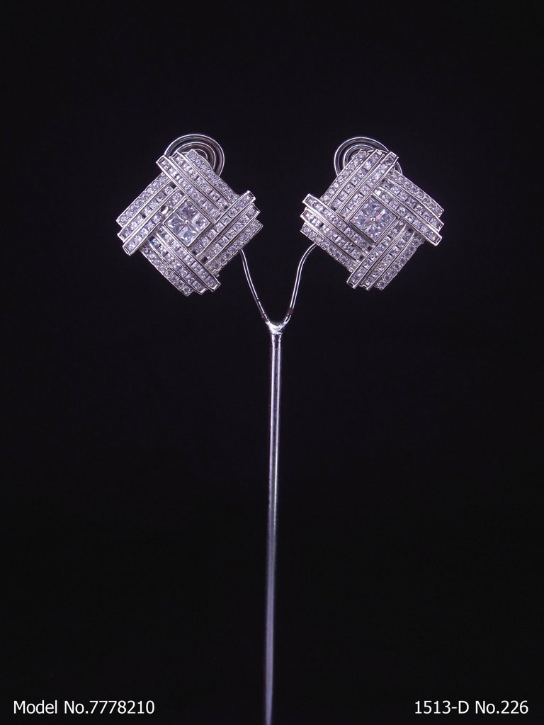 AAA star cut AD | cubic Zirconias Jewellery