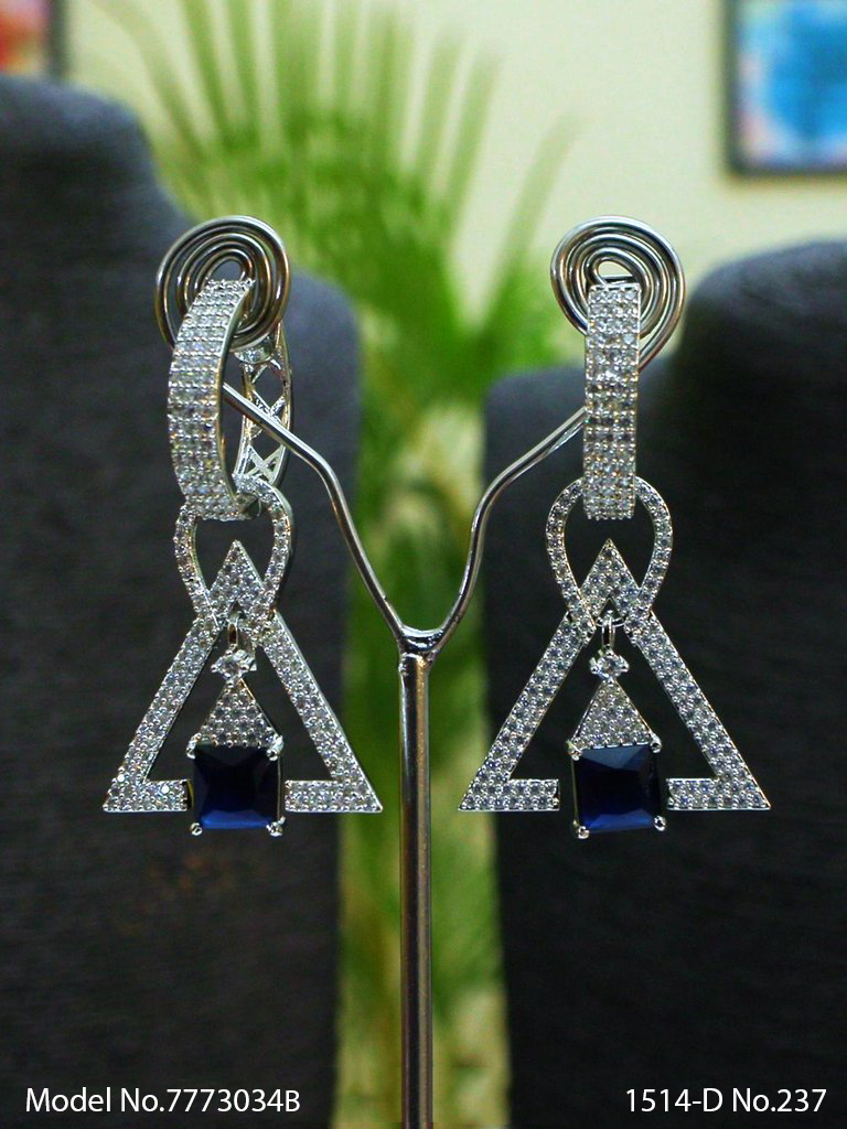 Earrings | Popular in US, Africa