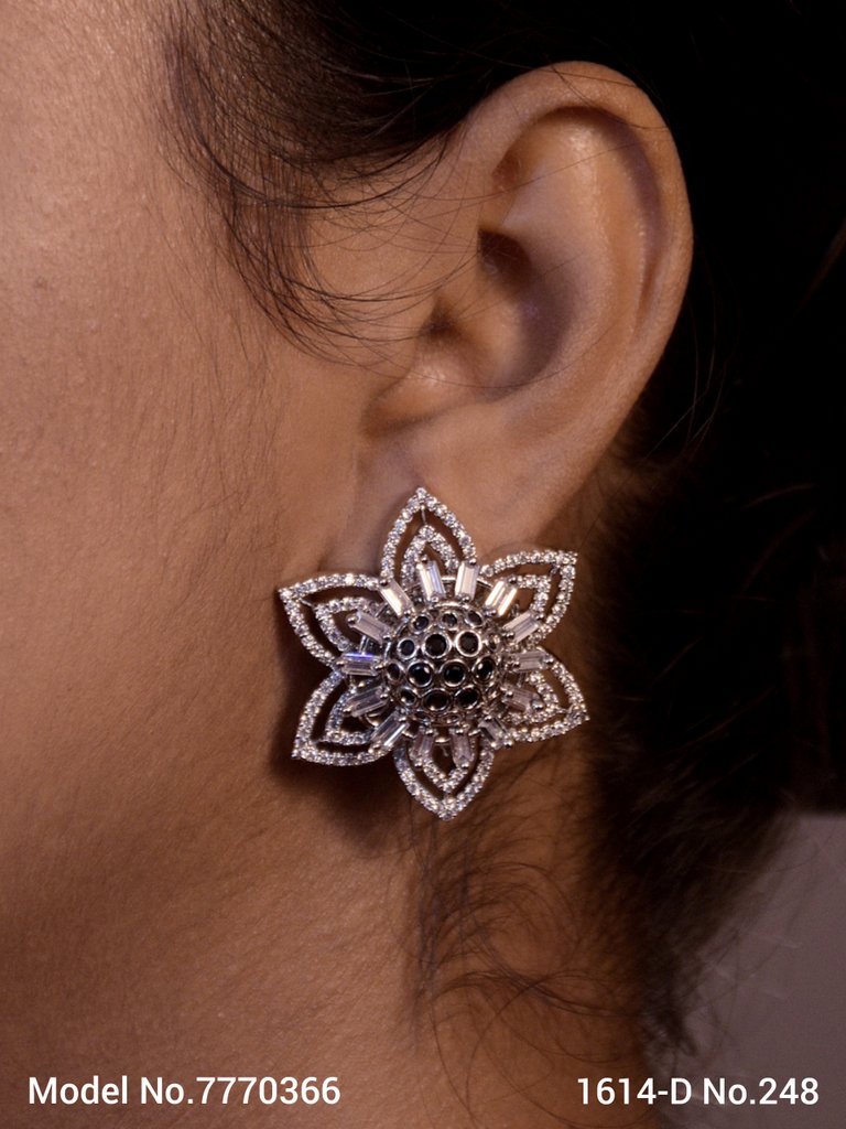 Latest Trendy Earring Design