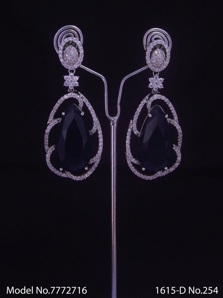 Earrings | Popular in US, Asia