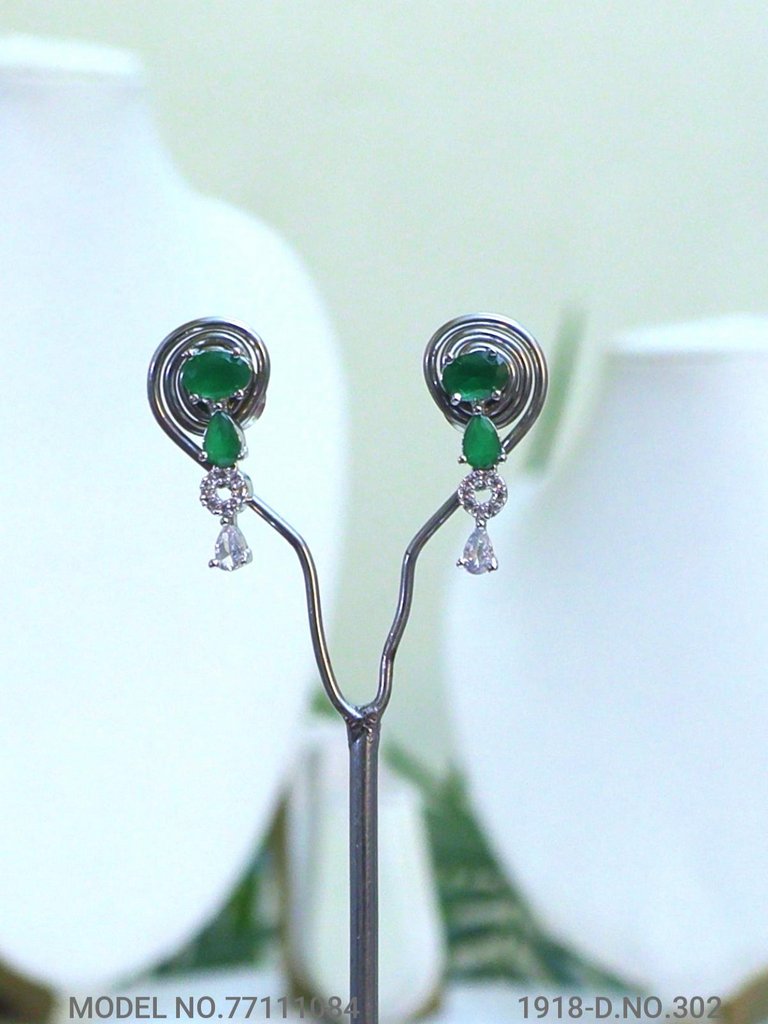Classical Yet Trendy | Jewelry Set