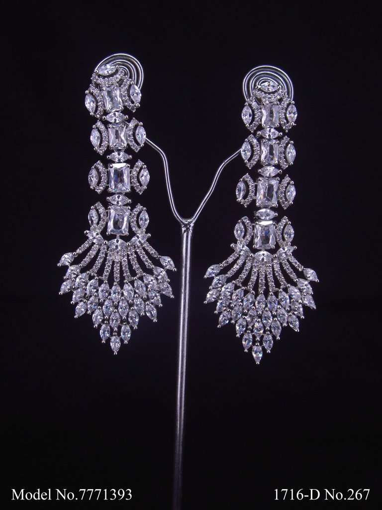 International Design | Cz Earrings