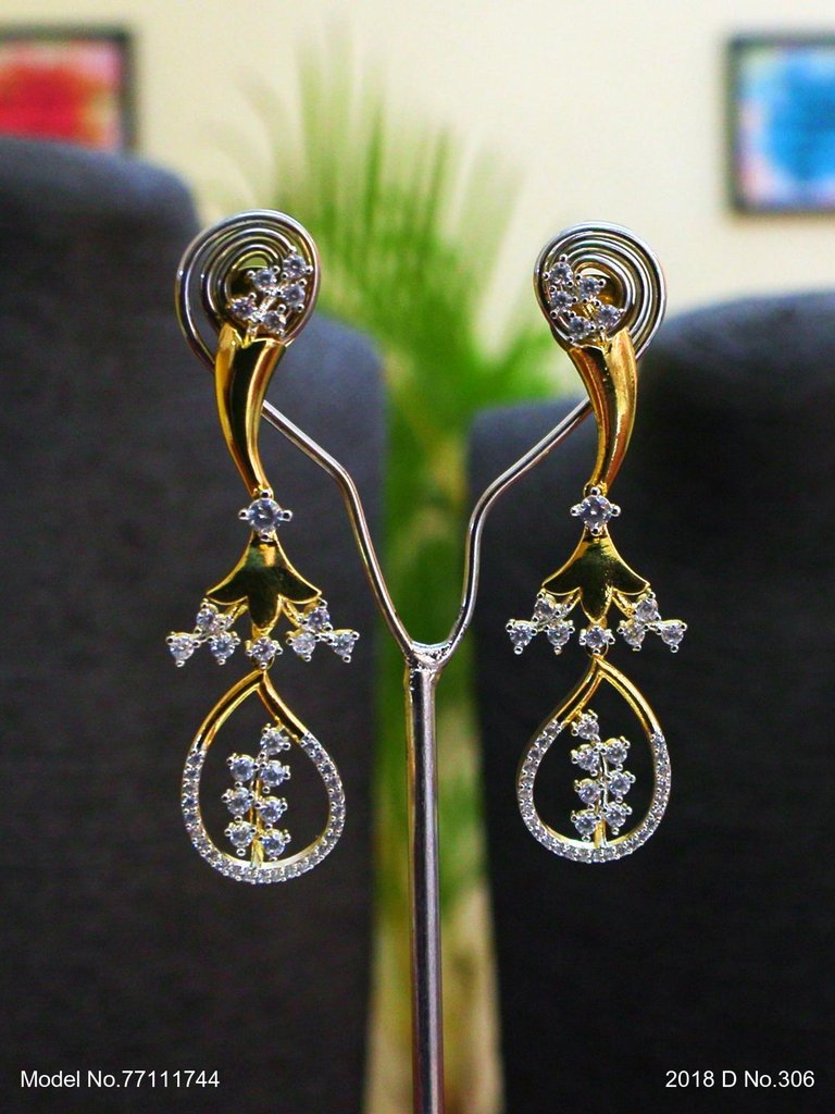 A Classic Cz Set for all Parties