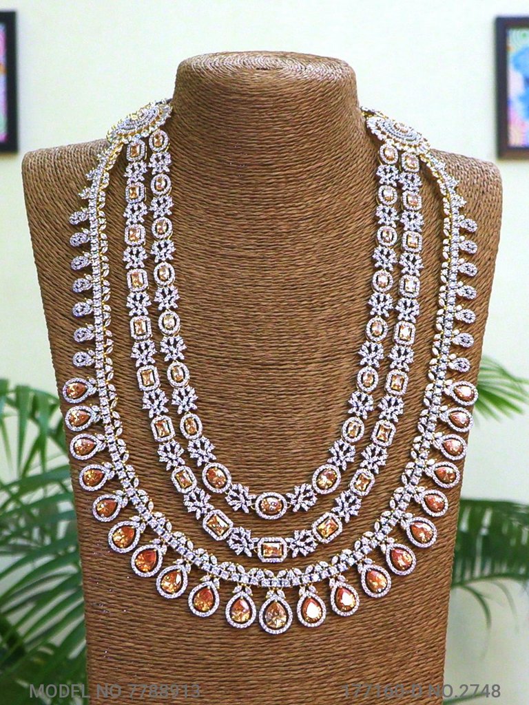 Wholesale Traditional Necklace Set