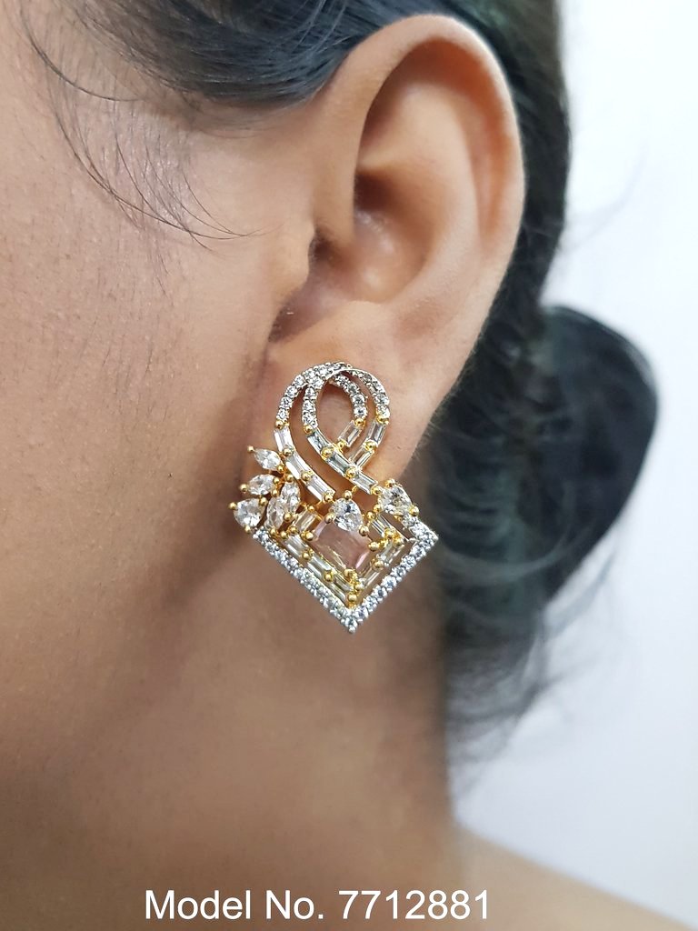 Zirconia Fine Fashion Pendant Set