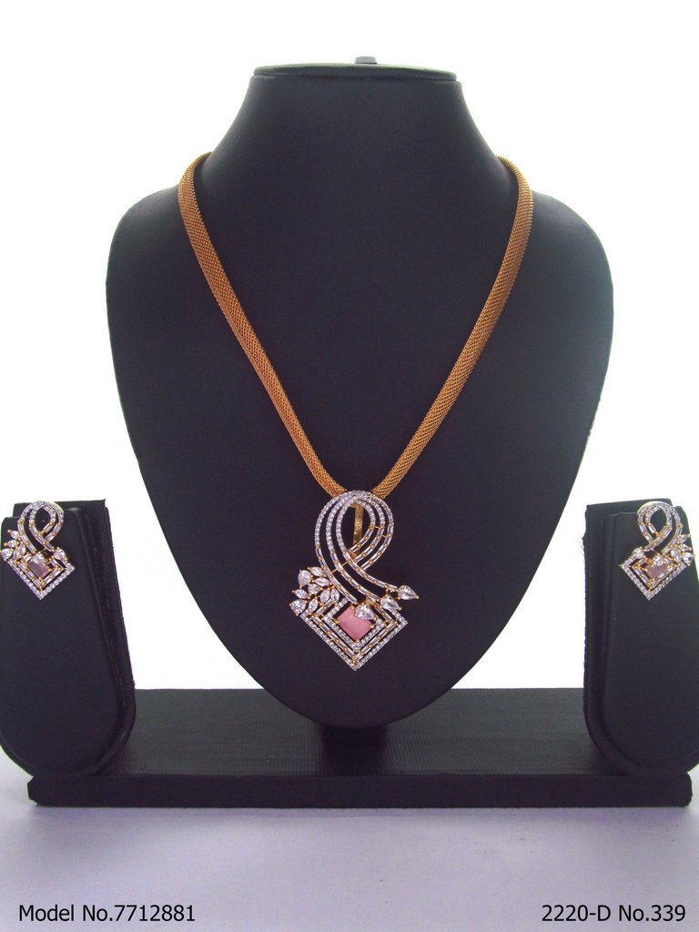 Zirconia Fine Fashion Pendant Set