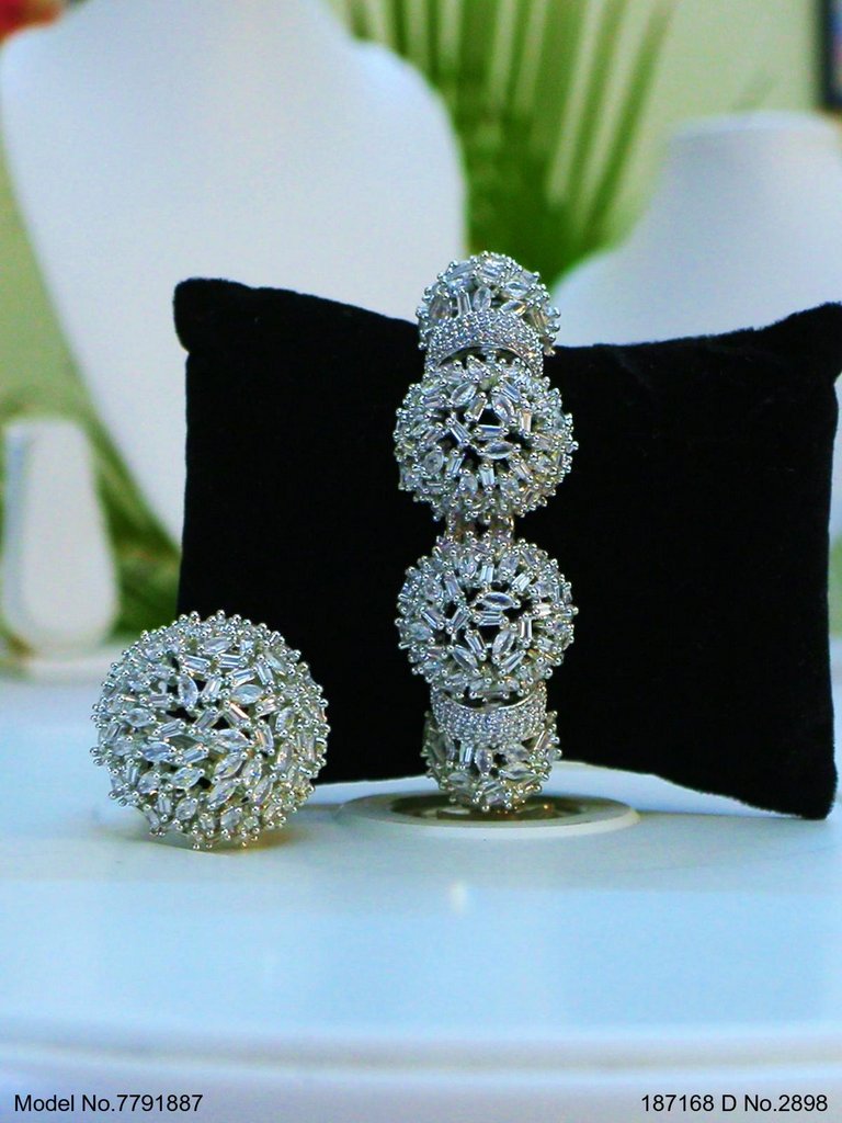 Original Zircon Necklace Set