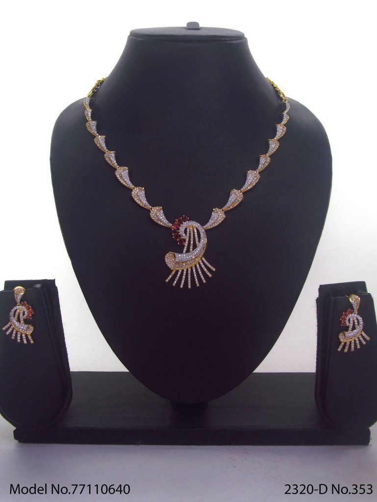 Classical Yet Trendy | Jewelry Set