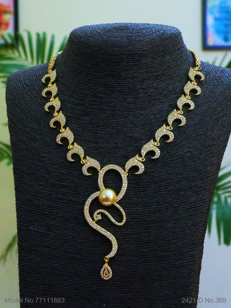 Classic Cz Jewelry Set with Earrings