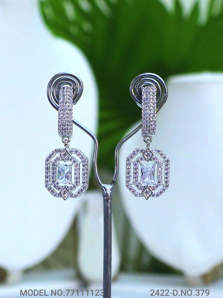 Best Set to be gifted to a Woman