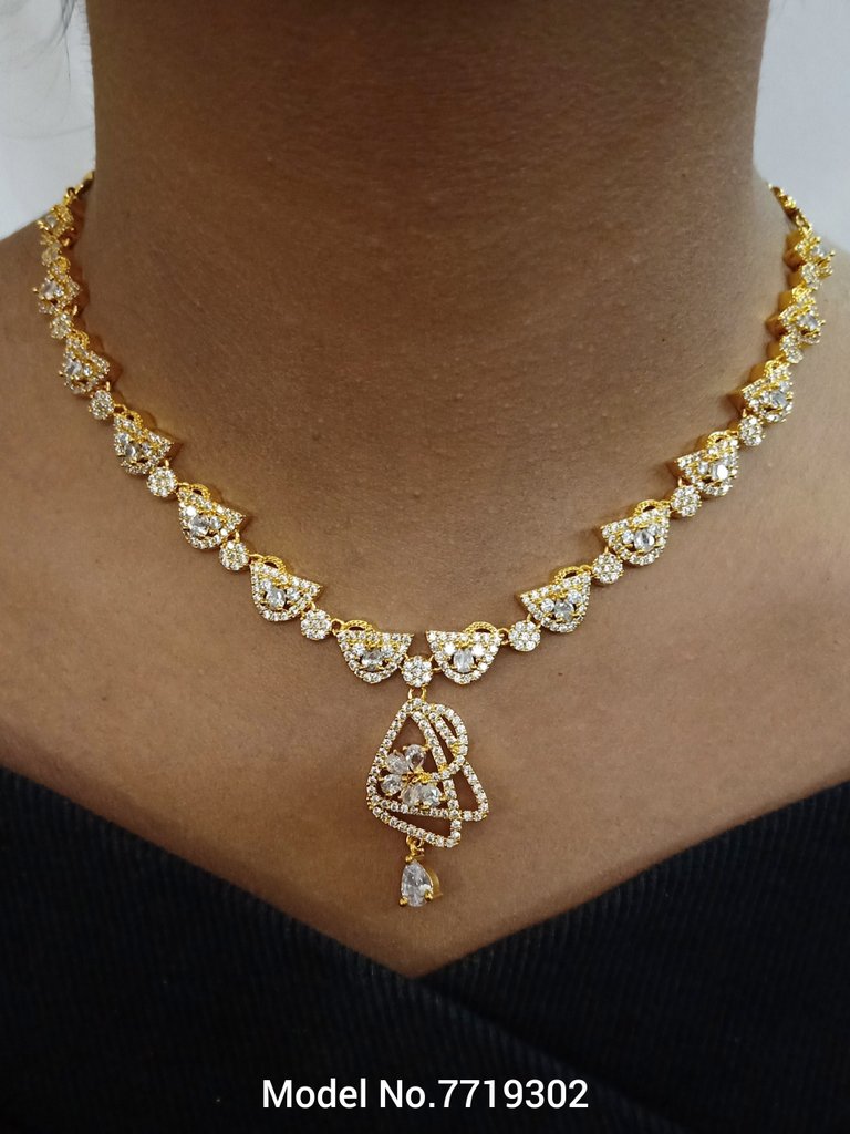 Classic Cz Necklace | Light Sets for All Occasions