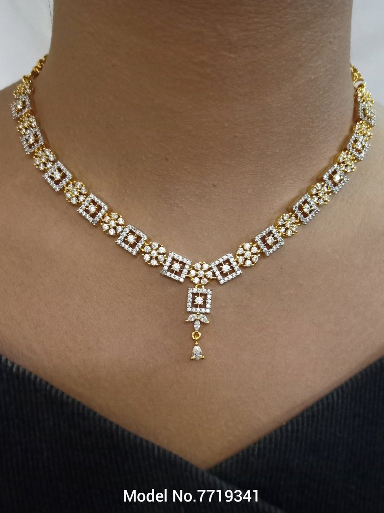 Light weighted CZ Necklace Set