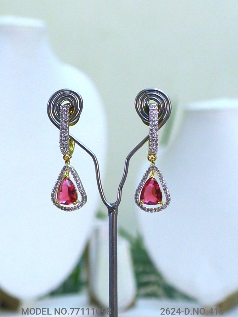 A necklace Set for all Occasions !