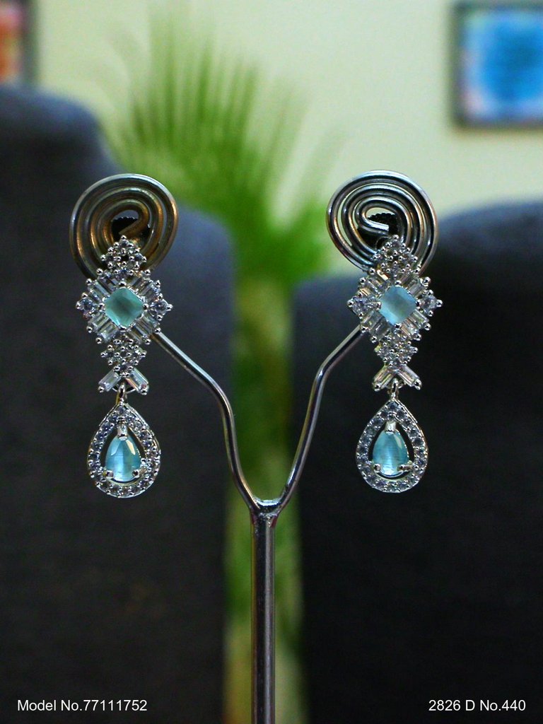 Light weighted CZ Necklace Set