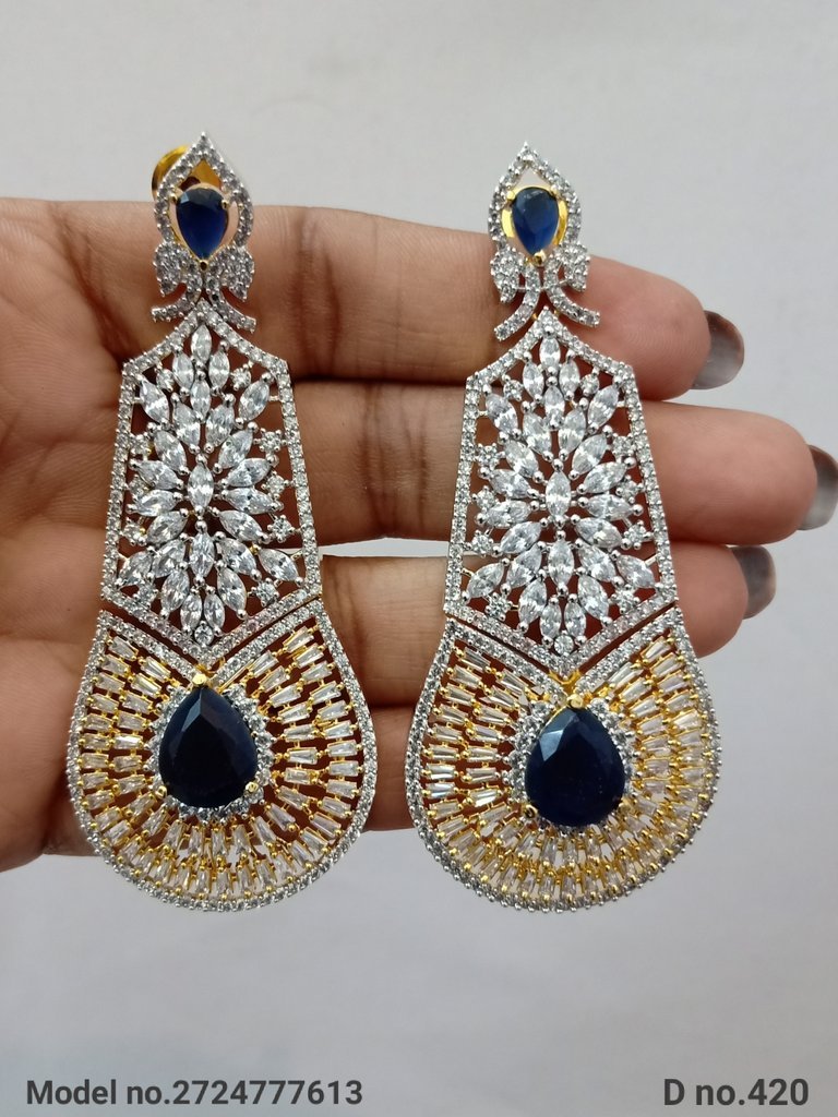 Earrings made of Cubic Zircons