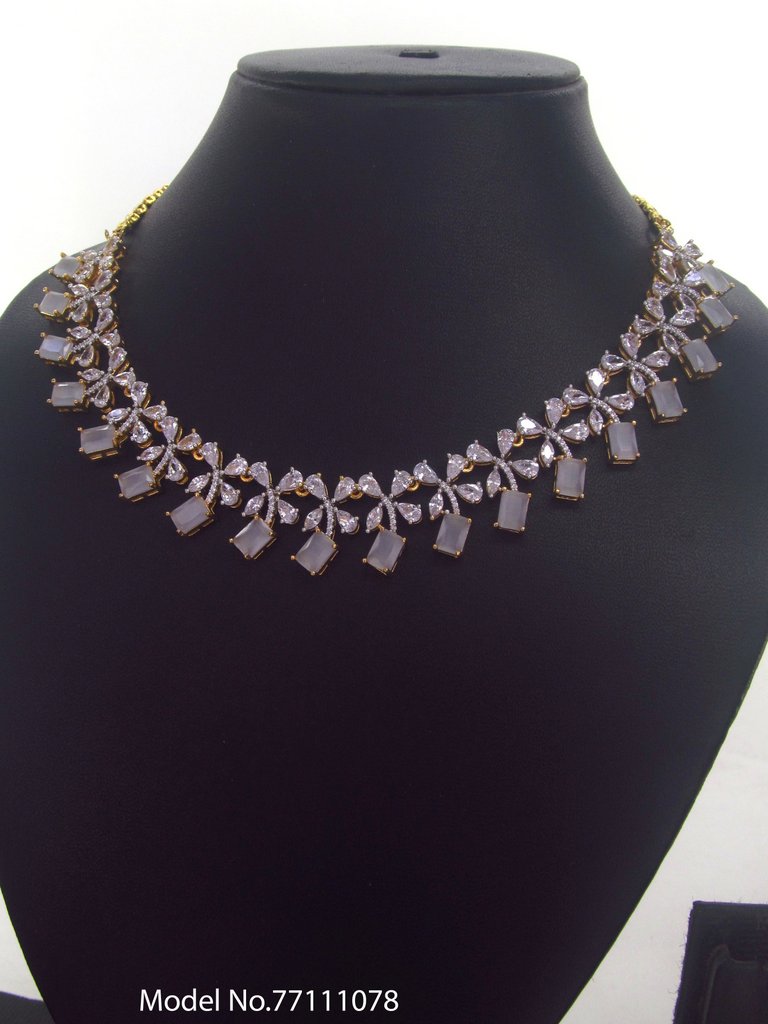 A necklace Set for all Occasions !