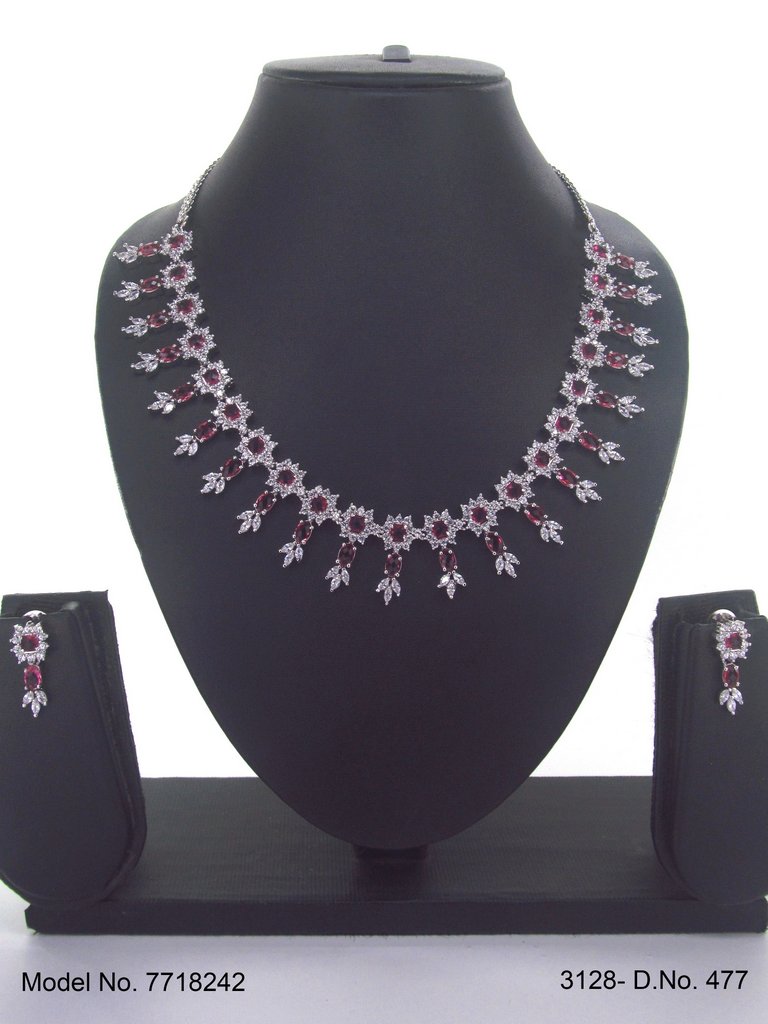 A necklace Set for all Occasions !