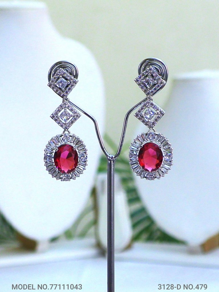 Classic Cz Jewelry Set with Earrings