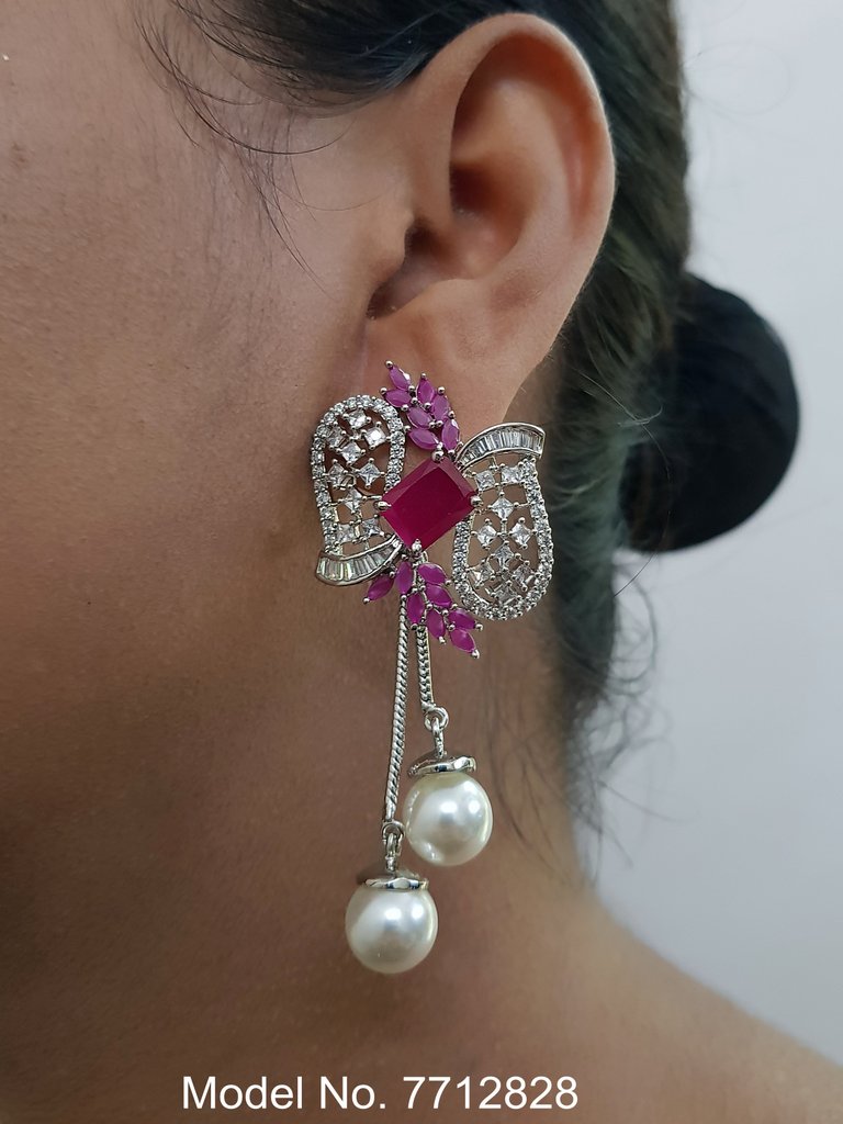 Zirconia Fine Fashion Pendant Set