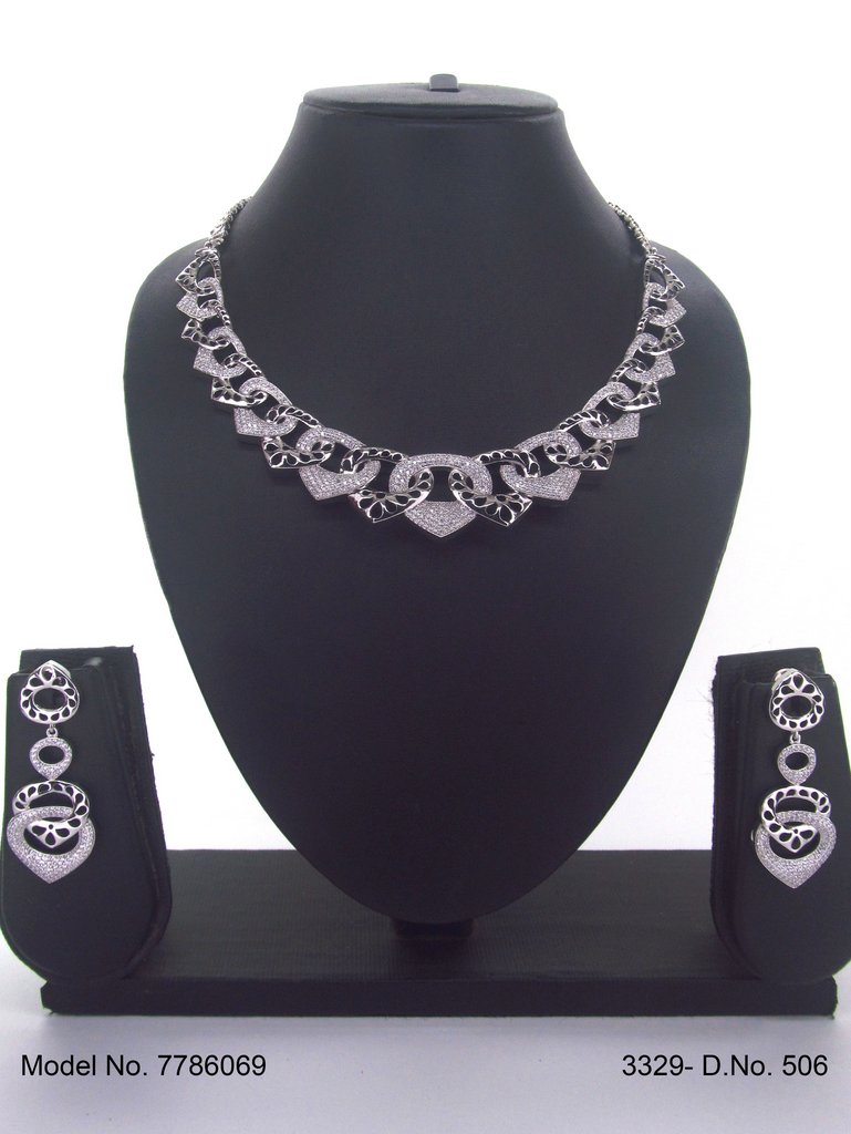 Light weighted CZ Necklace Set