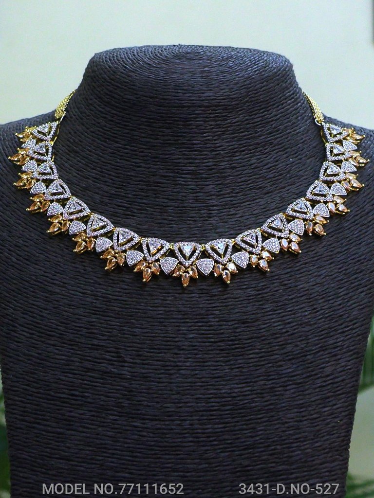 Best Set to be gifted to a Woman