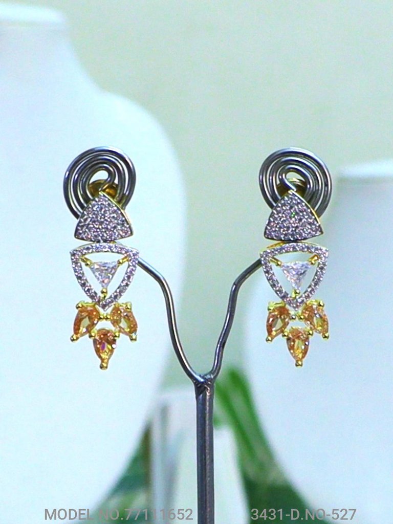 Best Set to be gifted to a Woman