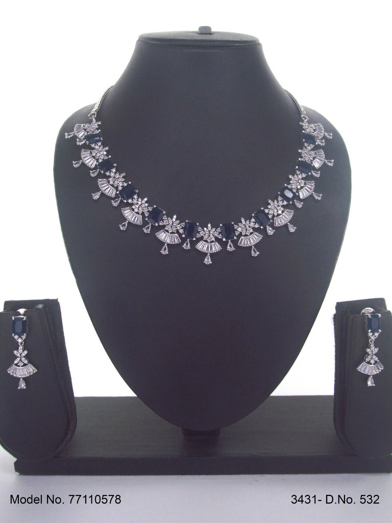 A necklace Set for all Occasions !