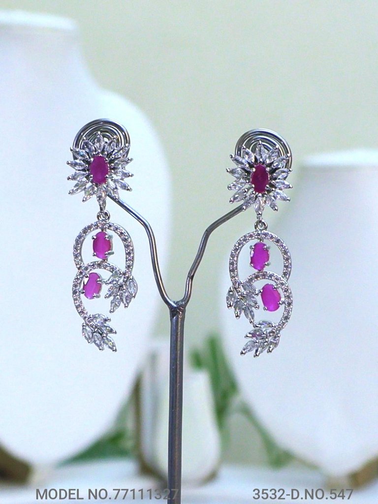 Classic Cz Jewelry Set with Earrings