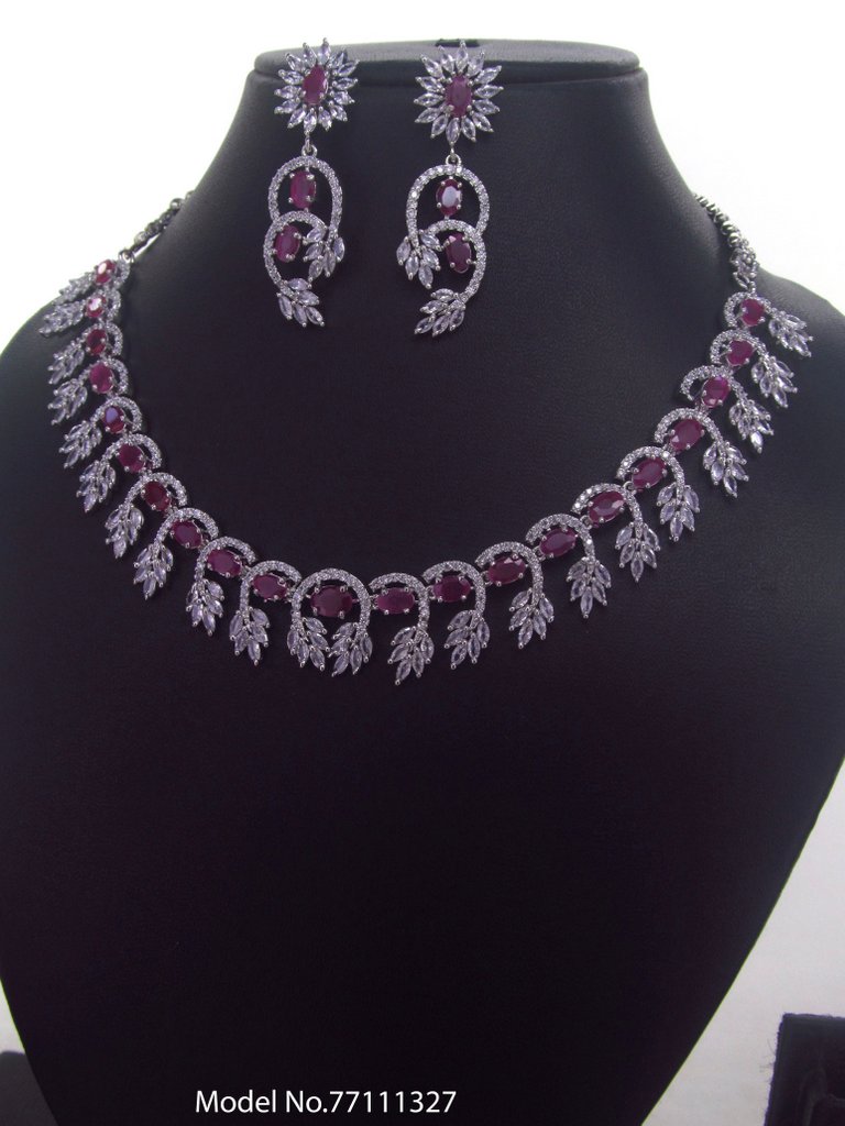 Classic Cz Jewelry Set with Earrings