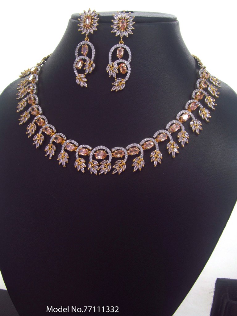 Necklace Set for Wedding Occasions