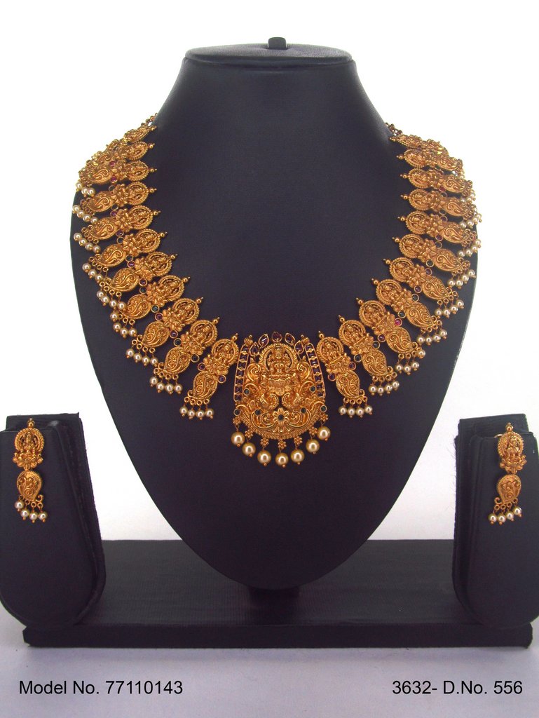 Classic yet Trendy | Cz Fashion Necklace Set