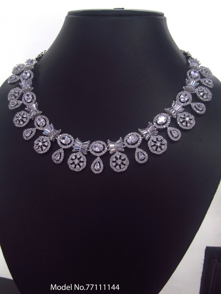 Smart Alternative to Expensive Diamond Jewelry