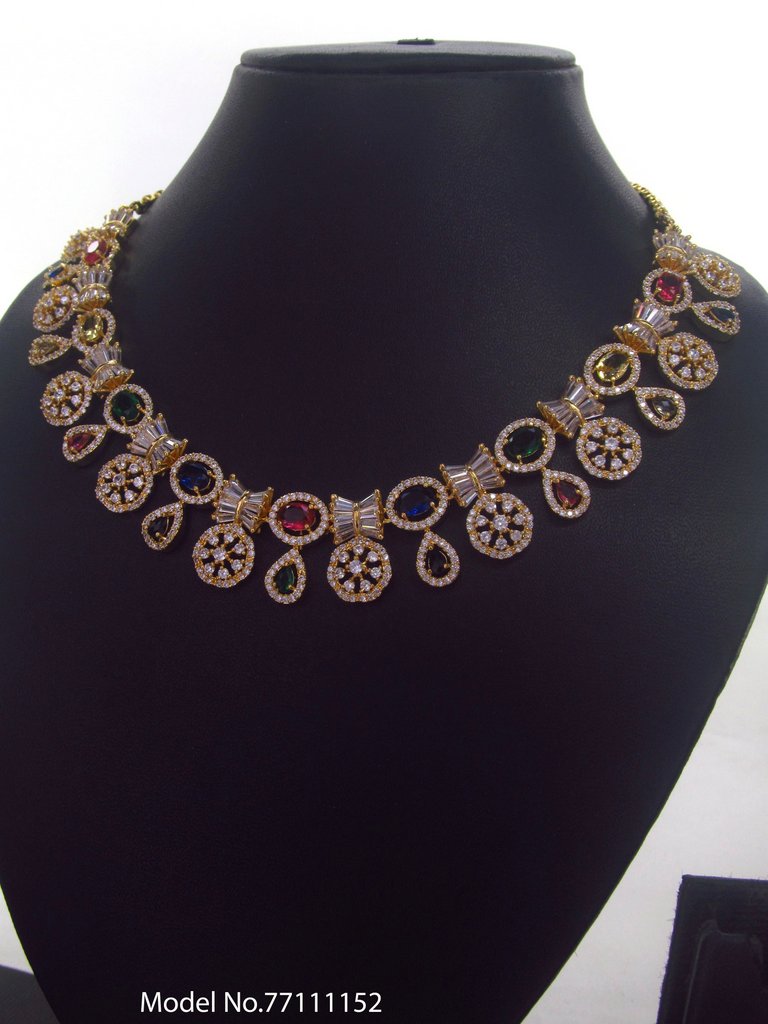 Fine Fashion Classic Necklace Set