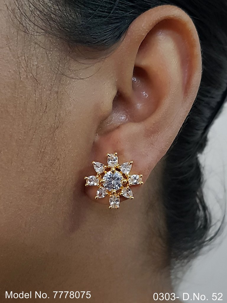 Wedding Gifts | Stud Earrings for royal looks