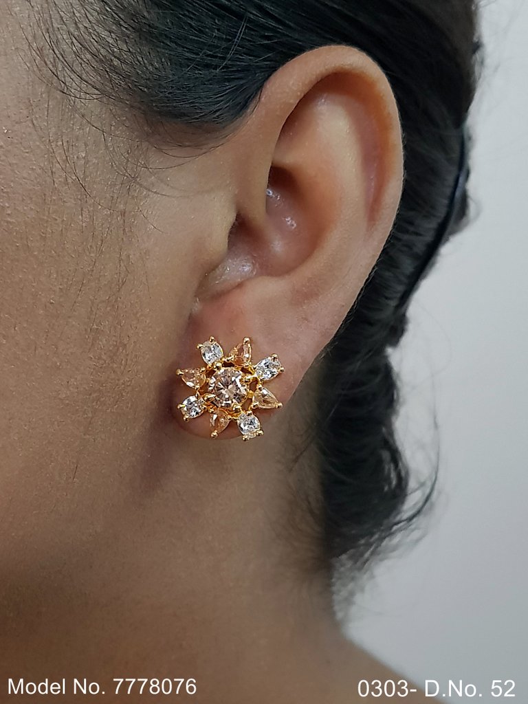 Cubic Zirconia Non-Dangling earrings