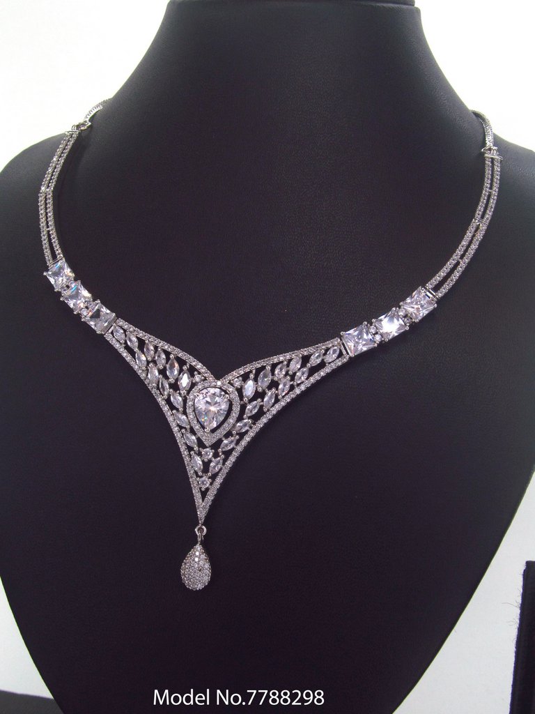 Wholesale Classic Necklace Set