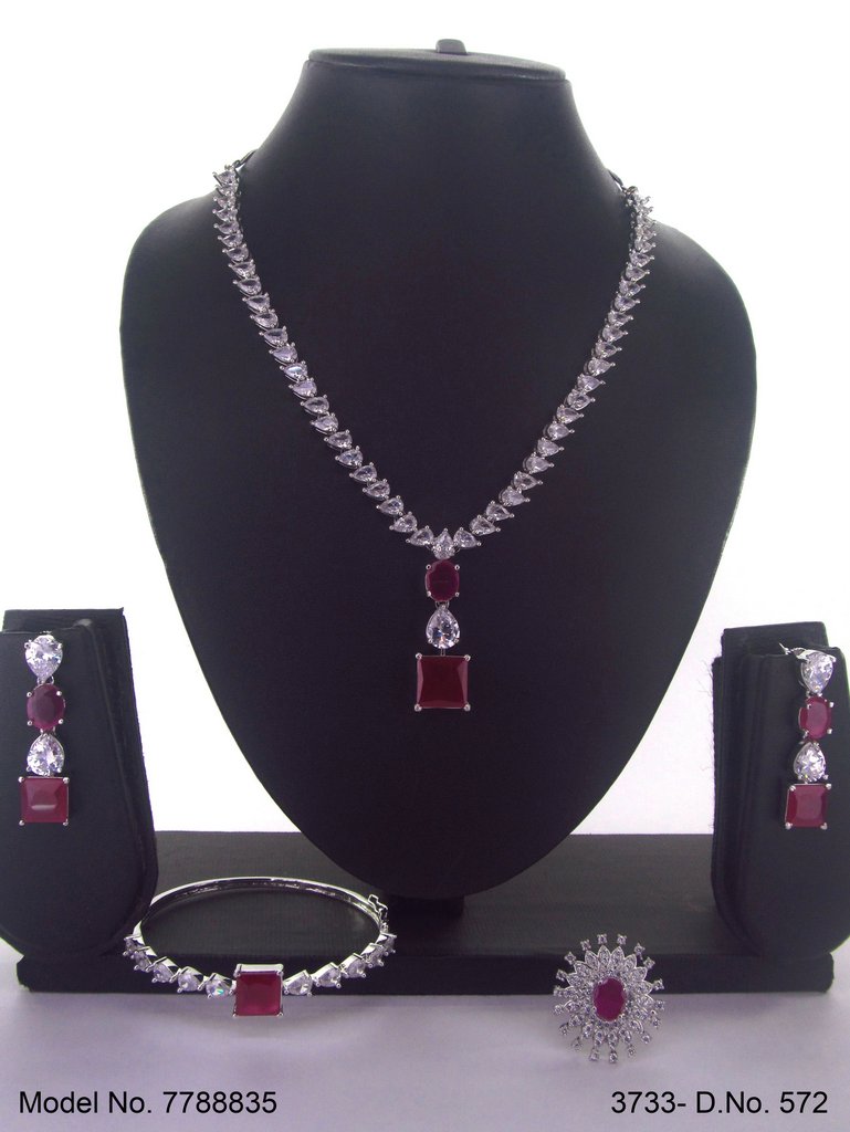 Western Necklace set