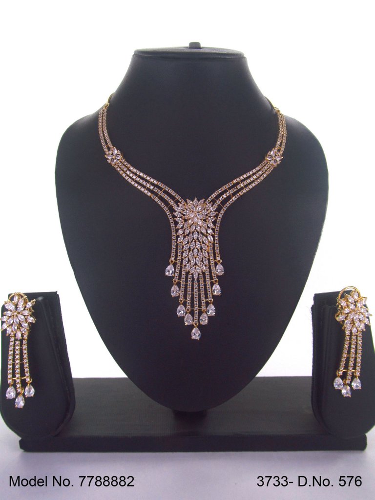 Necklace Set for Wedding Occasions