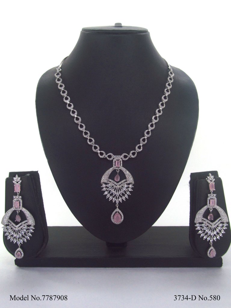 Gift Ideas | Wholesale Fine Jewelry