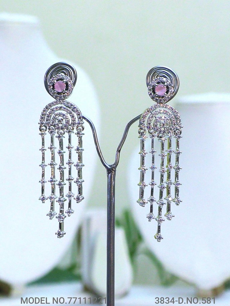 Smart Alternative to Expensive Diamond Jewelry